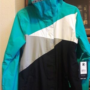 DC Shoes Snow Technical Outerwear Jacket in Black and Teal